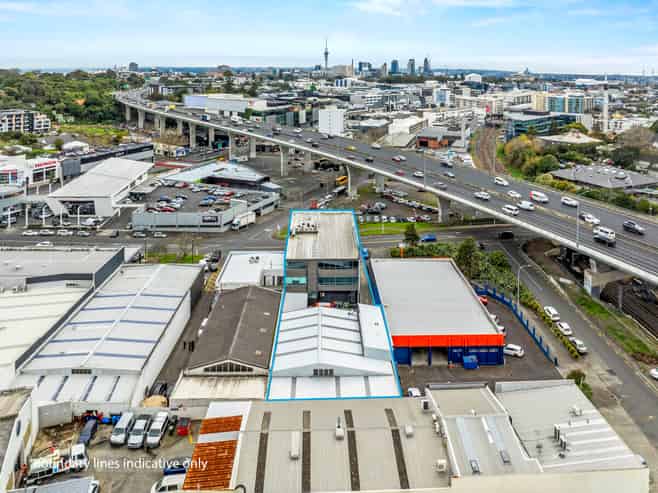 High-yielding Freehold Newmarket Investment