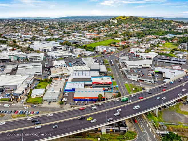 High-yielding Freehold Newmarket Investment