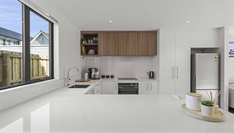 16/130 Holly Road, Saint Albans