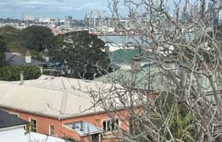 3/17 Kerr Street, Devonport