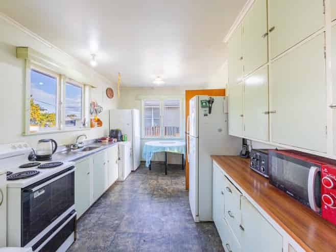 11 Kelvin Road, Maraenui