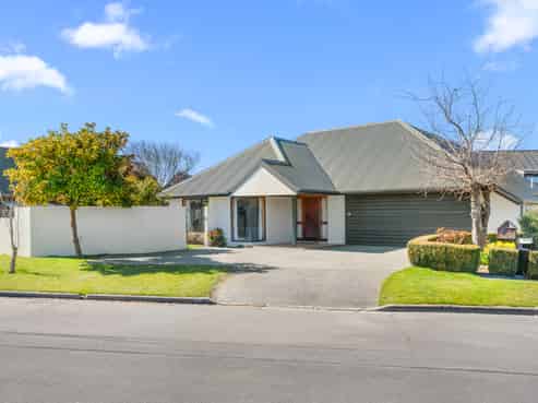 8 Claverley Gardens, Avonhead
