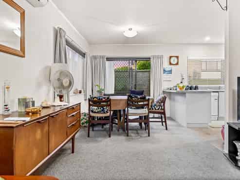 39/197 Royal Road, Massey