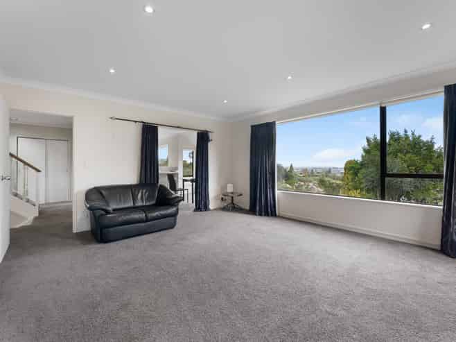30 Aiken Road, Saint Johns Hill