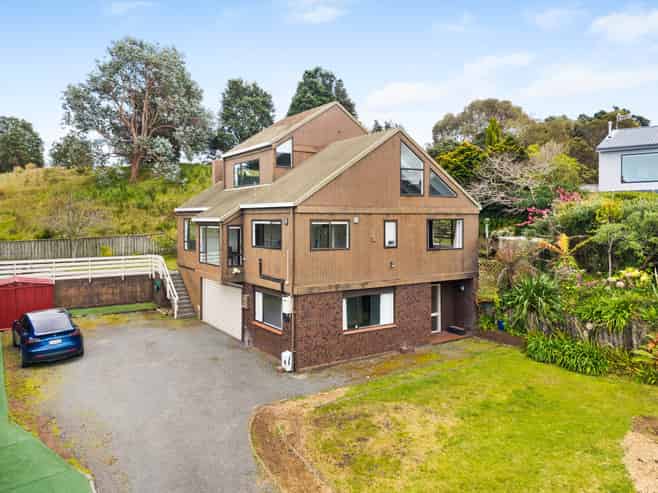 30 Aiken Road, Saint Johns Hill
