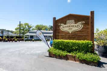 38 Elliot Street, Riverhead