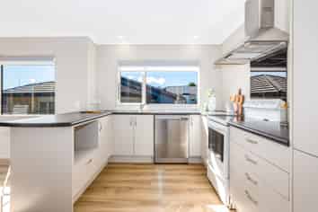 8A Kinapori Terrace, Newlands