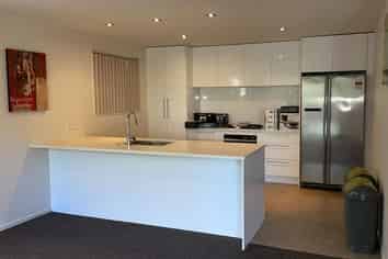 42C Moore Street, Howick