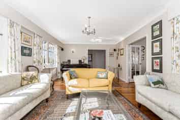 43 Simla Crescent, Khandallah