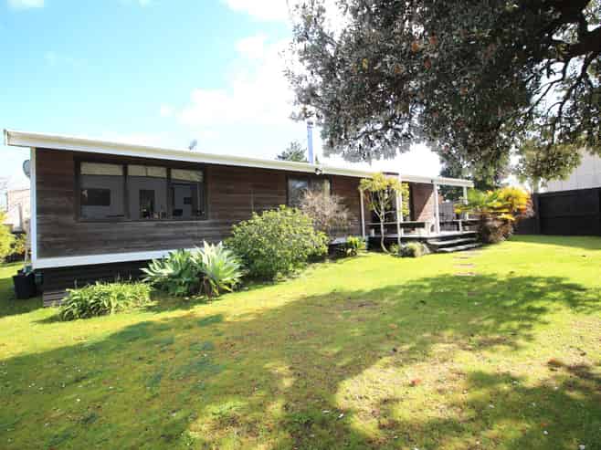 107 Kenwood Drive, Matarangi