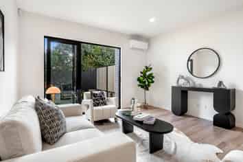 2/36 Thatcher Street, Mission Bay