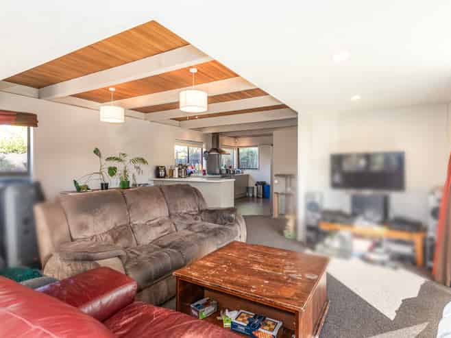 27 Wadeley Road, Ilam