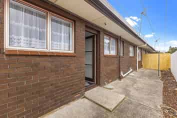 2/14 Regent Street, Papatoetoe