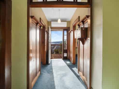 54 Ravenswood Road, Saint Clair