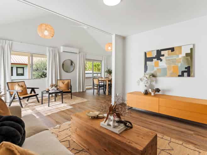 2/17 Leaming Place, Clarks Beach