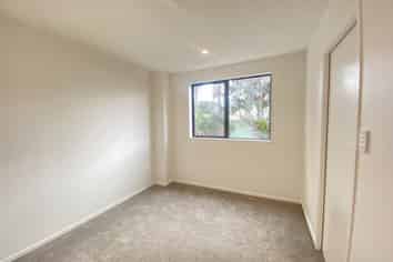 8/52 Rua Road, Glen Eden