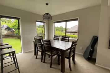 5 Kingsclere Place, Goodwood Heights