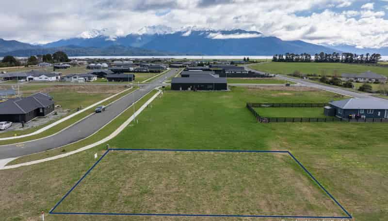 11 Tukare Loop, Te Anau