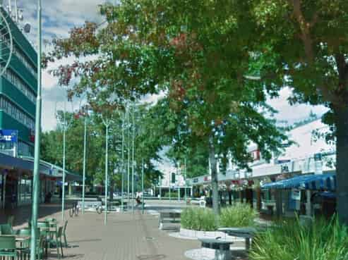 Premium dual level office