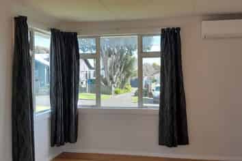 243 London Street, Tawhero