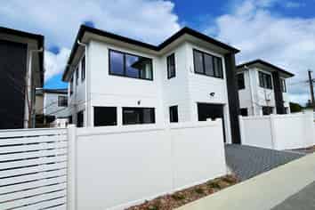15C Renata Crescent, Te Atatu Peninsula