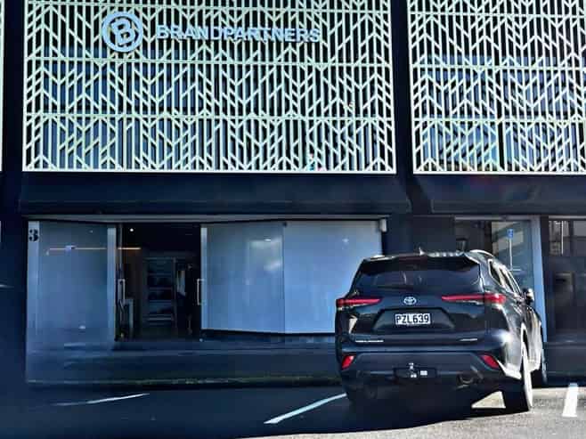 High-Impact Retail/Office Space in Takapuna