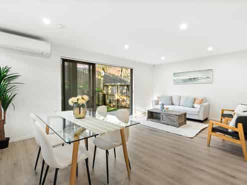 6d Buisson Glade, West Harbour