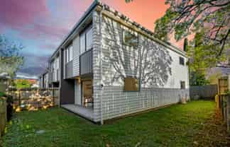 6d Buisson Glade, West Harbour