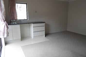 Flat 86 Rising Pde, Albany