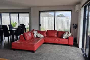 32 Jules Crescent, Bell Block