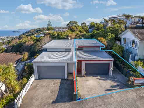 23b Eastview Grove, Normandale