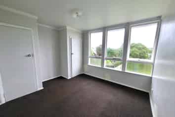 121 Talbot Street, Whanganui East