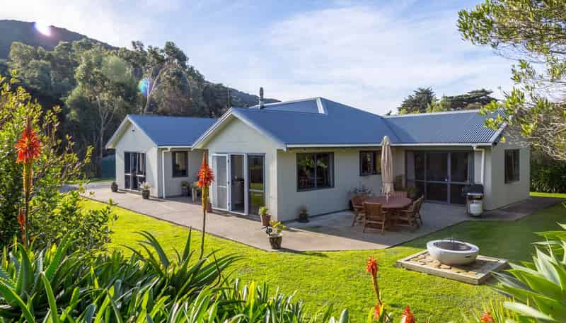 5523 Masterton Castlepoint Road, Castlepoint
