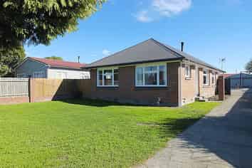 124 Springs Road, Hornby