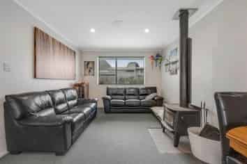 55 Highland Park Drive, Highland Park