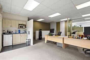 Suburban Office - Occupy or Invest
