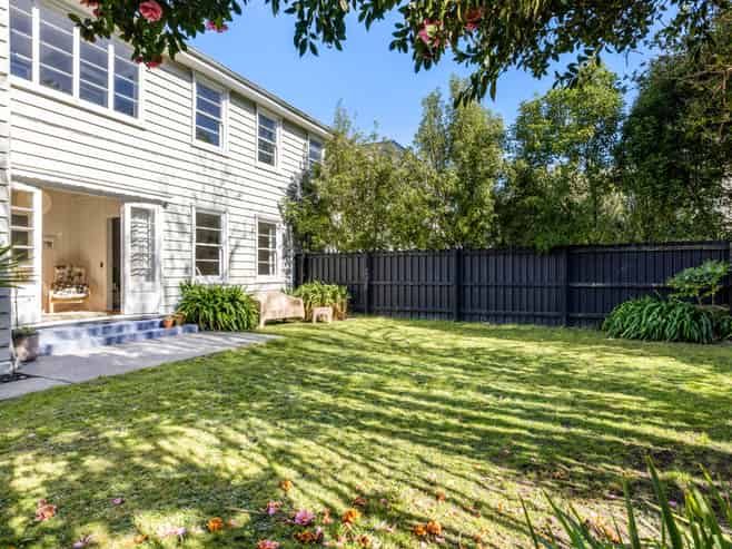 2/46 Fendalton Road, Fendalton