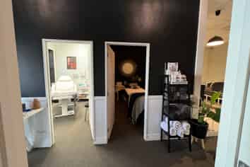 Office/Retail On High Street  