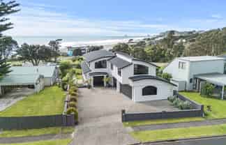 1 Arden Place, Oakura