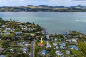 18 Grey Street East, Mangonui