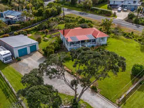 18 Grey Street East, Mangonui