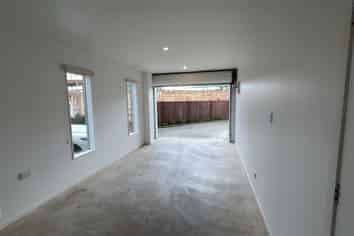1/4 Littler Place, Hamilton East