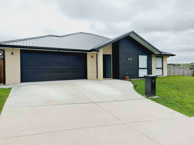 27 Leathem Crescent, Pokeno