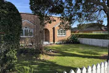 A/9 Knighton Road, Hillcrest