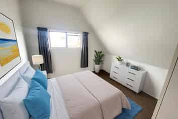 19B Clarence Street, Devonport