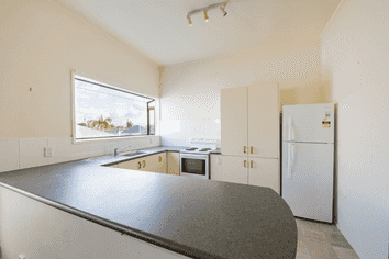 19B Clarence Street, Devonport