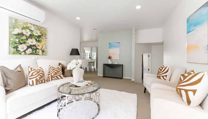 2/152 Sunset Road, Unsworth Heights