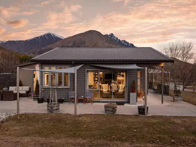 44 Springbank Grove, Lower Shotover