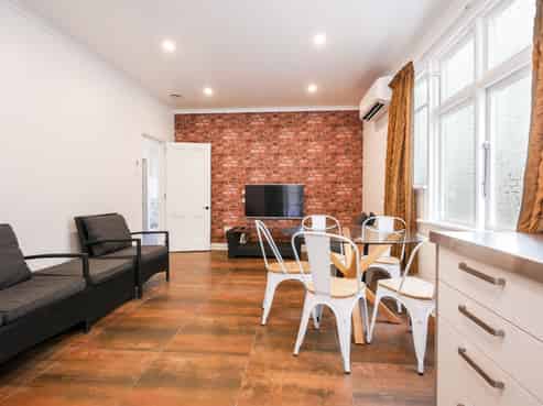 169 North Road, NORTH EAST VALLEY