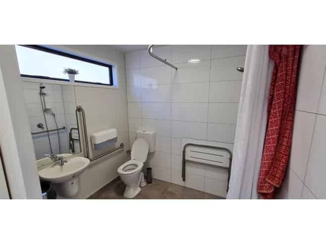 IMMACULATE WAREHOUSE IN WARKWORTH - RARE OPPOR...